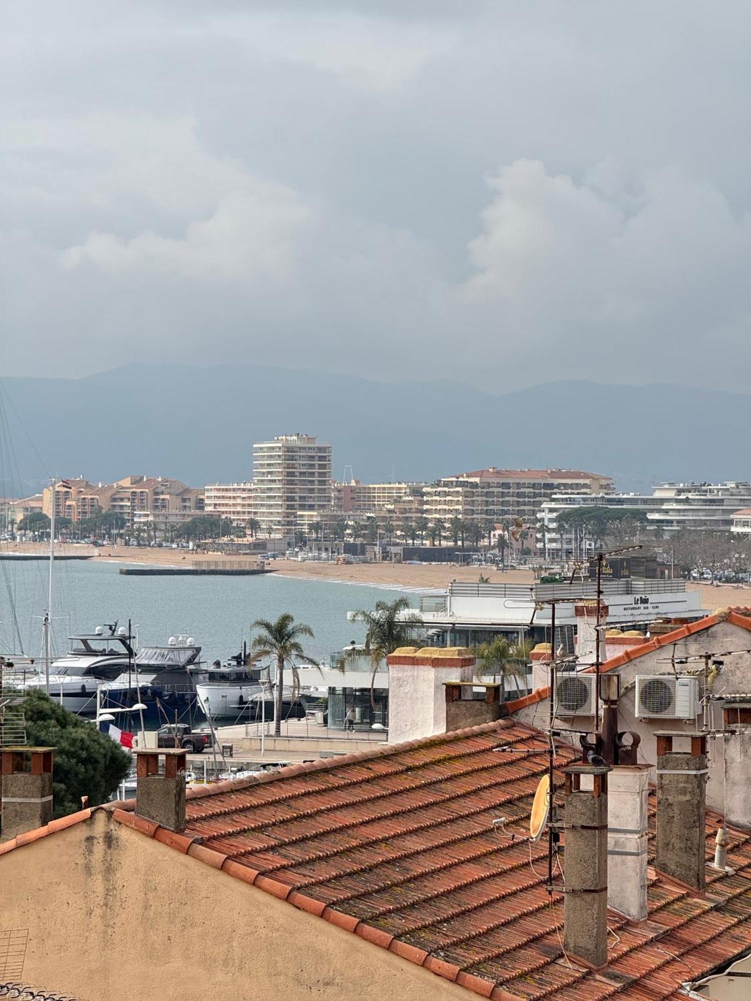 Loft And Suites Saint-Raphaël Eksteriør bilde